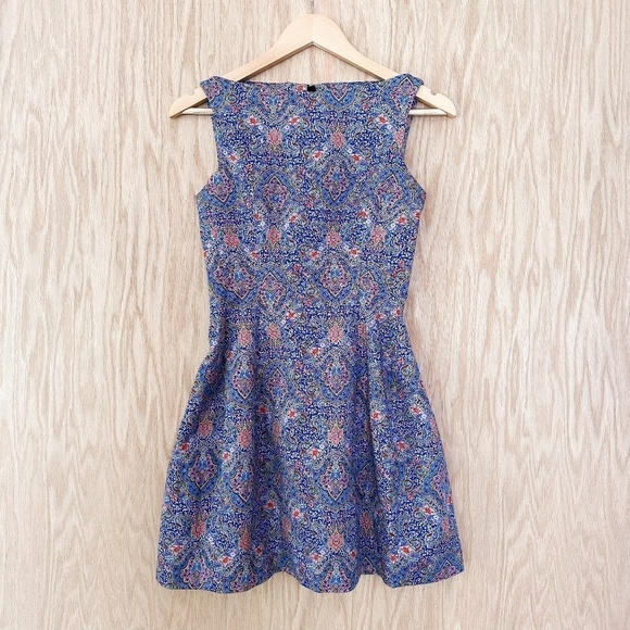 Zara Dresses & Skirts - ZARA Paisley Structured Tulip Dress